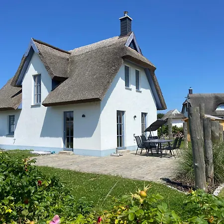 Modernes Ruegenblick 23 Kramerhof Id Rb23 * Parow