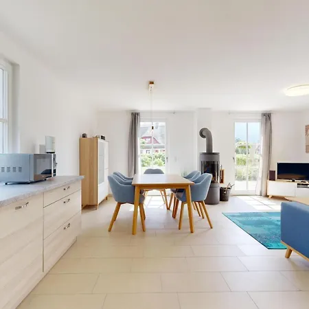 Modernes Ruegenblick 23 Kramerhof Id Rb23 Parow