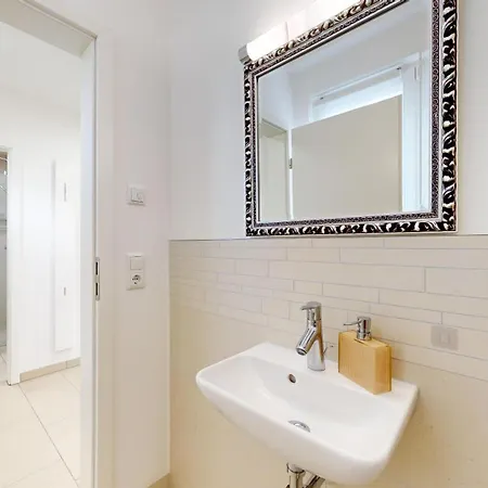 Modernes Ruegenblick 23 Kramerhof Id Rb23