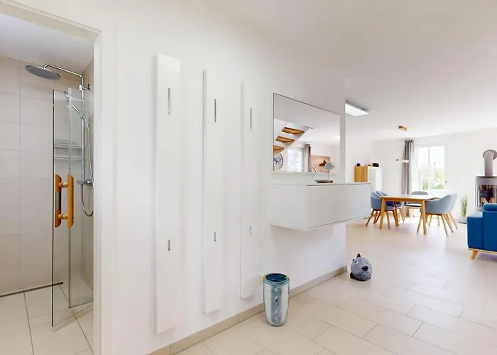 Modernes Ruegenblick 23 Kramerhof Id Rb23 Parow